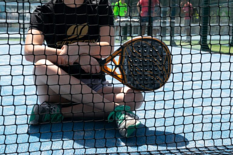 Padel blessures: oorzaken, behandeling en preventie