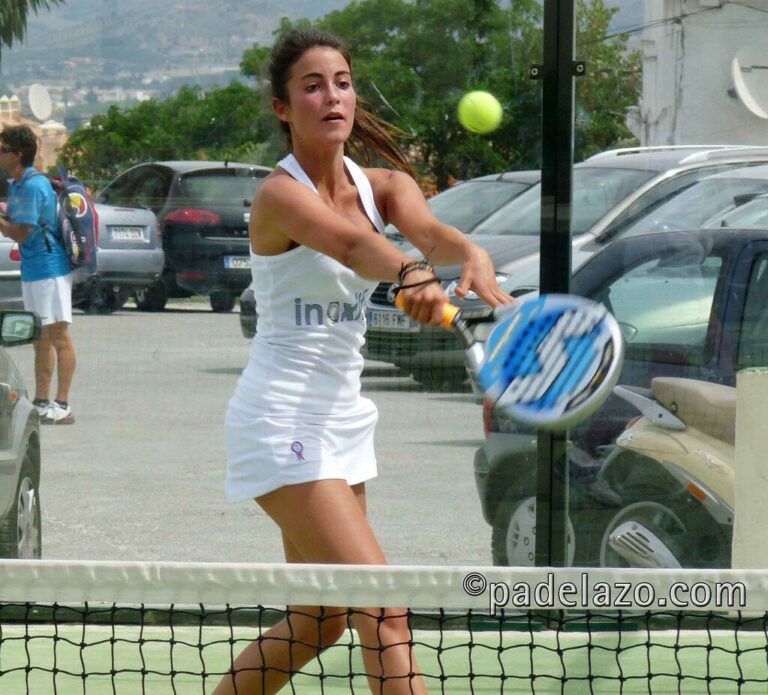 Padel techniek voor beginners: zo sla je correct
