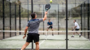 Padel lob verdedigen en omzetten in aanval