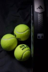Verschil padelballen en tennisballen uitgelegd
